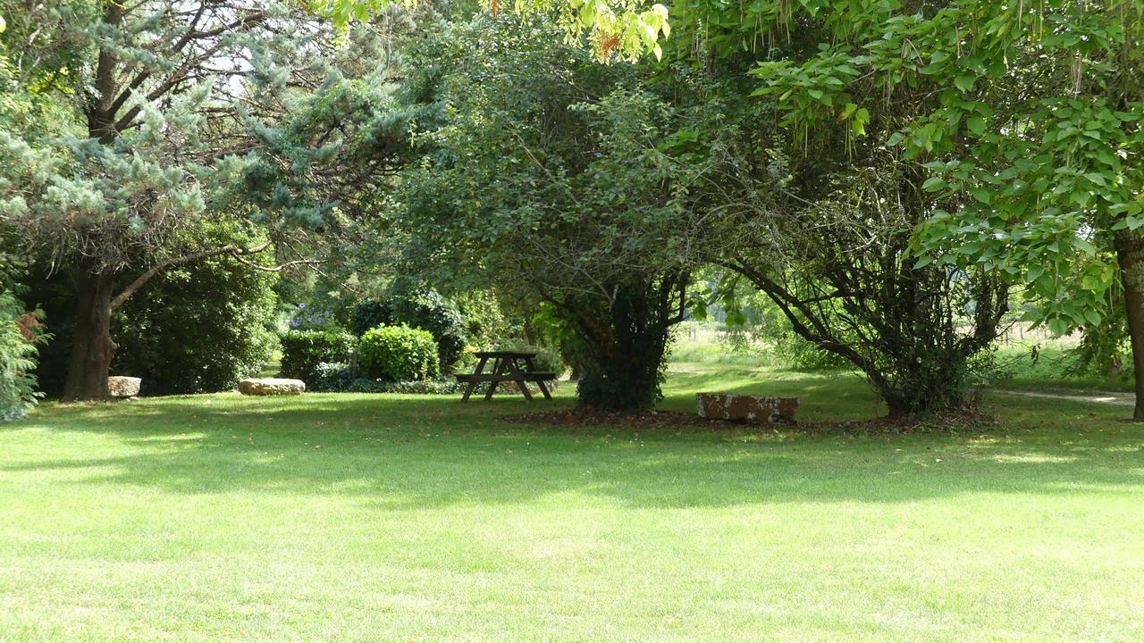 Les Hirondelles Villa Fourcès Eksteriør bilde